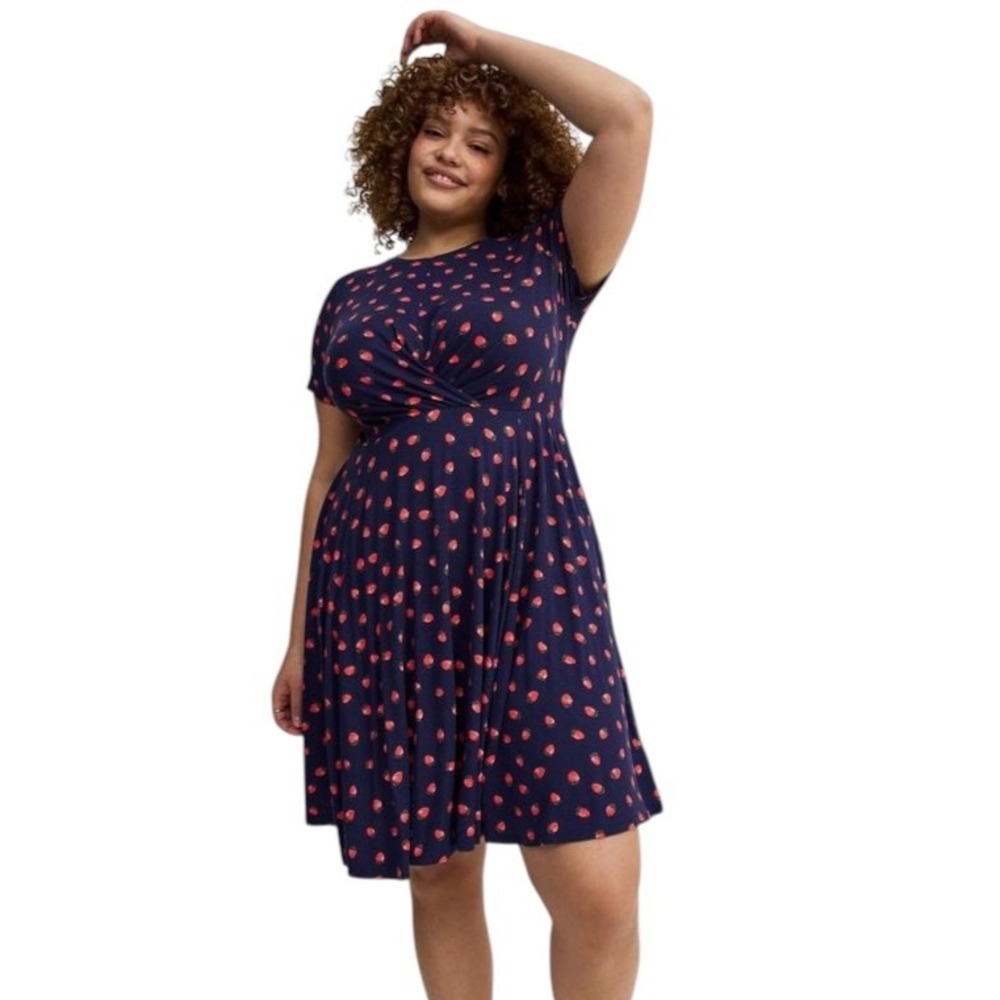 Torrid Super Soft Navy Strawberry Print Jersey Knit Pocket Dress Plus Size 2 2X
